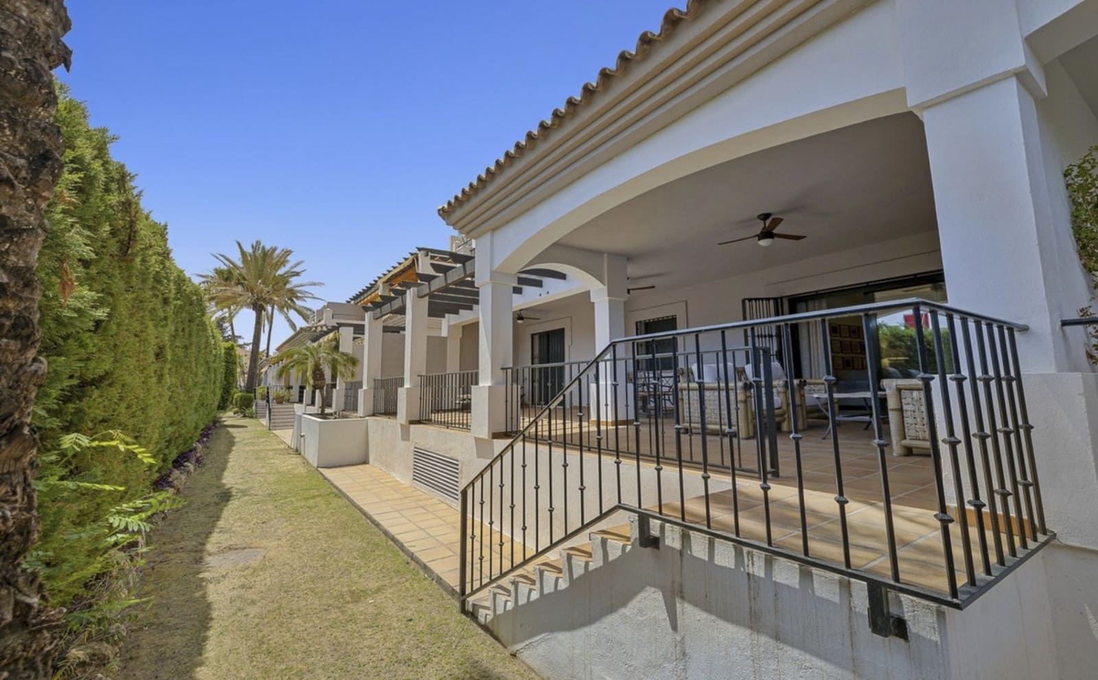 3 bedroom Apartment for sale in San Pedro de Alcantara with pool garage - € 660,000 (Ref: 8476229)
