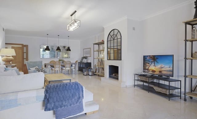 3 sovrum Lägenhet till salu i San Pedro de Alcantara, Marbella med pool garage - 660 000 € (Ref: 8476229)