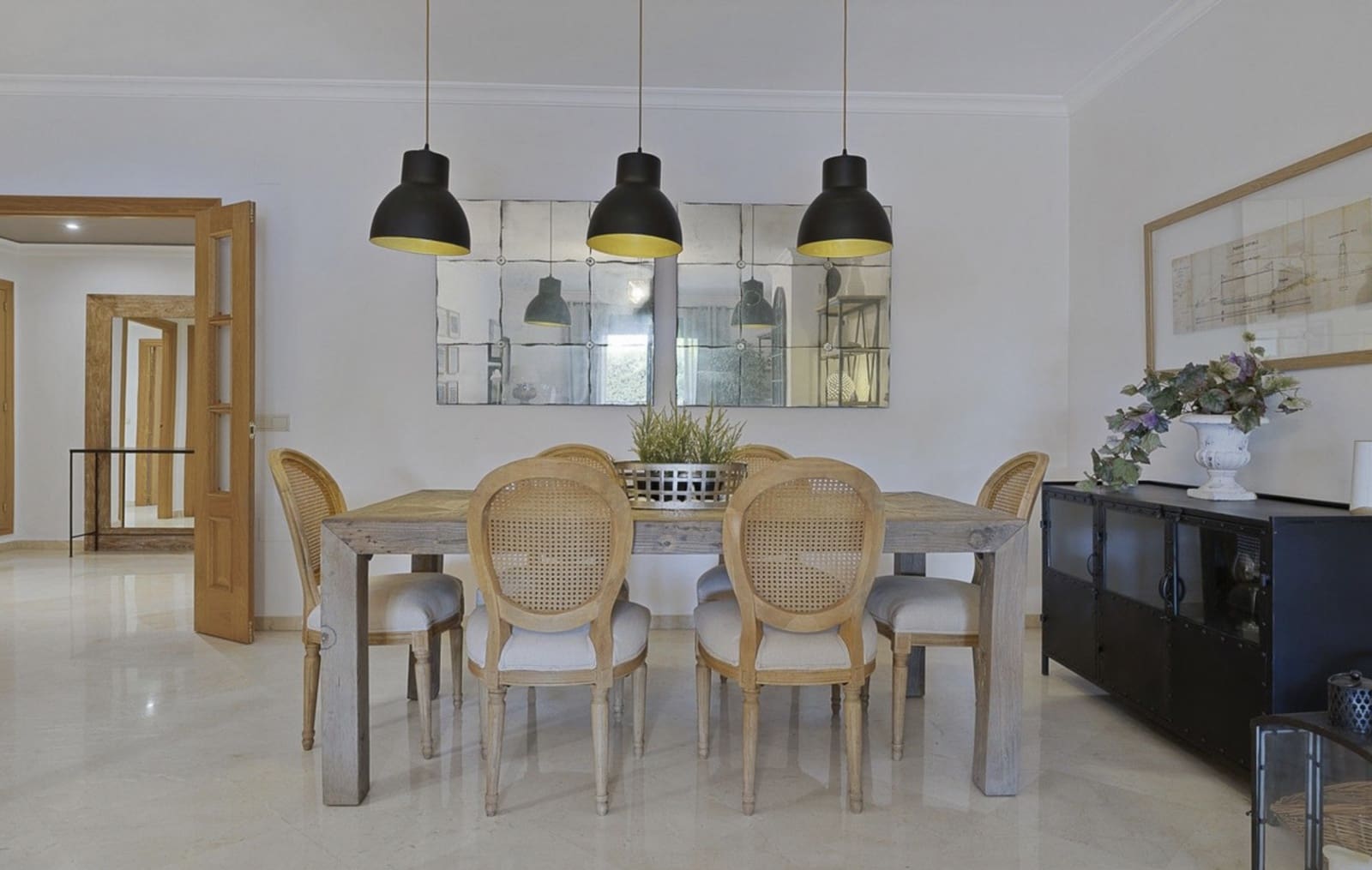 3 bedroom Apartment for sale in San Pedro de Alcantara with pool garage - € 660,000 (Ref: 8476229)