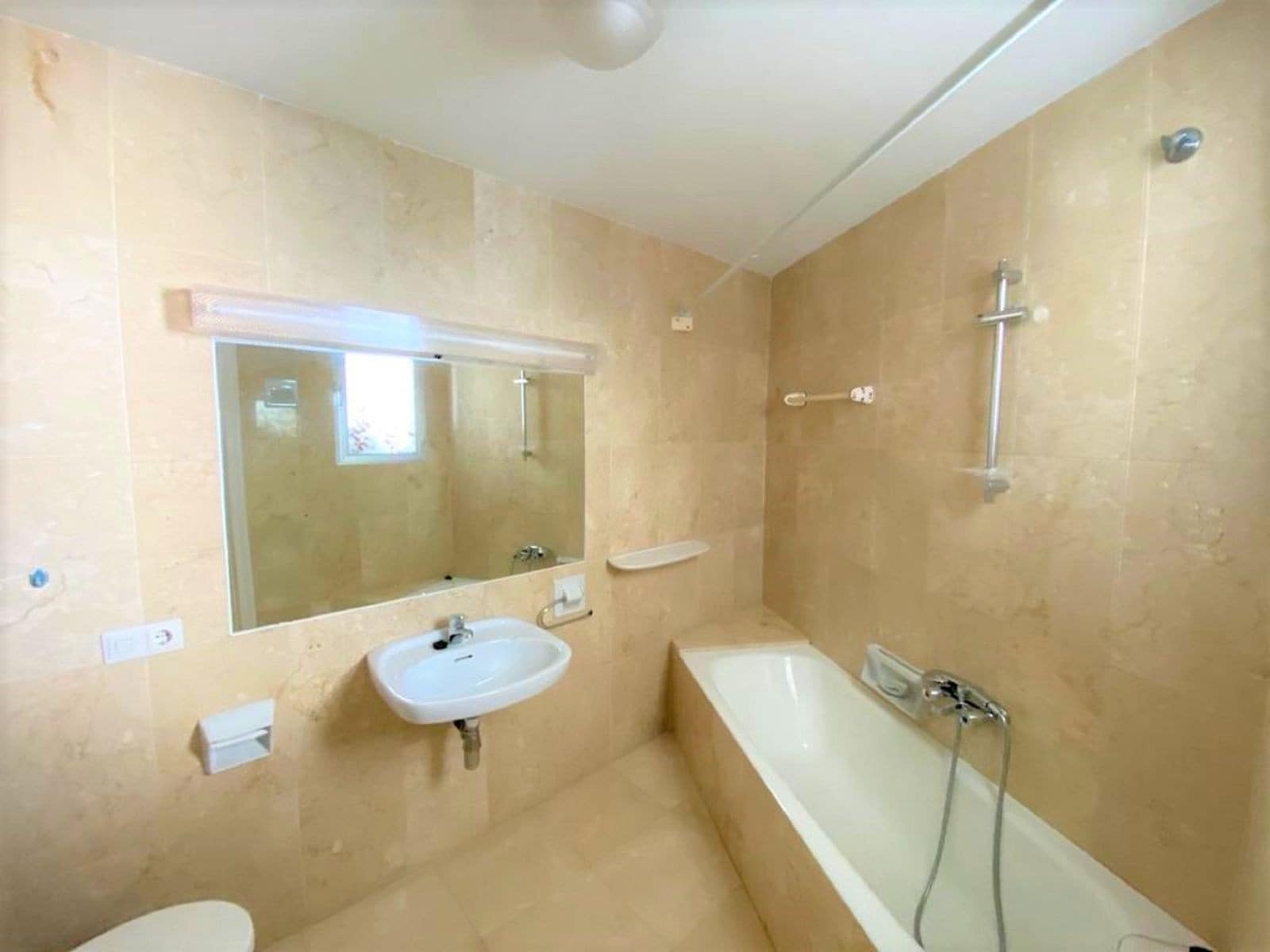 3 soveværelse Lejlighed til salg i Guadalmina med swimmingpool garage - € 640.000 (Ref: 8514564)