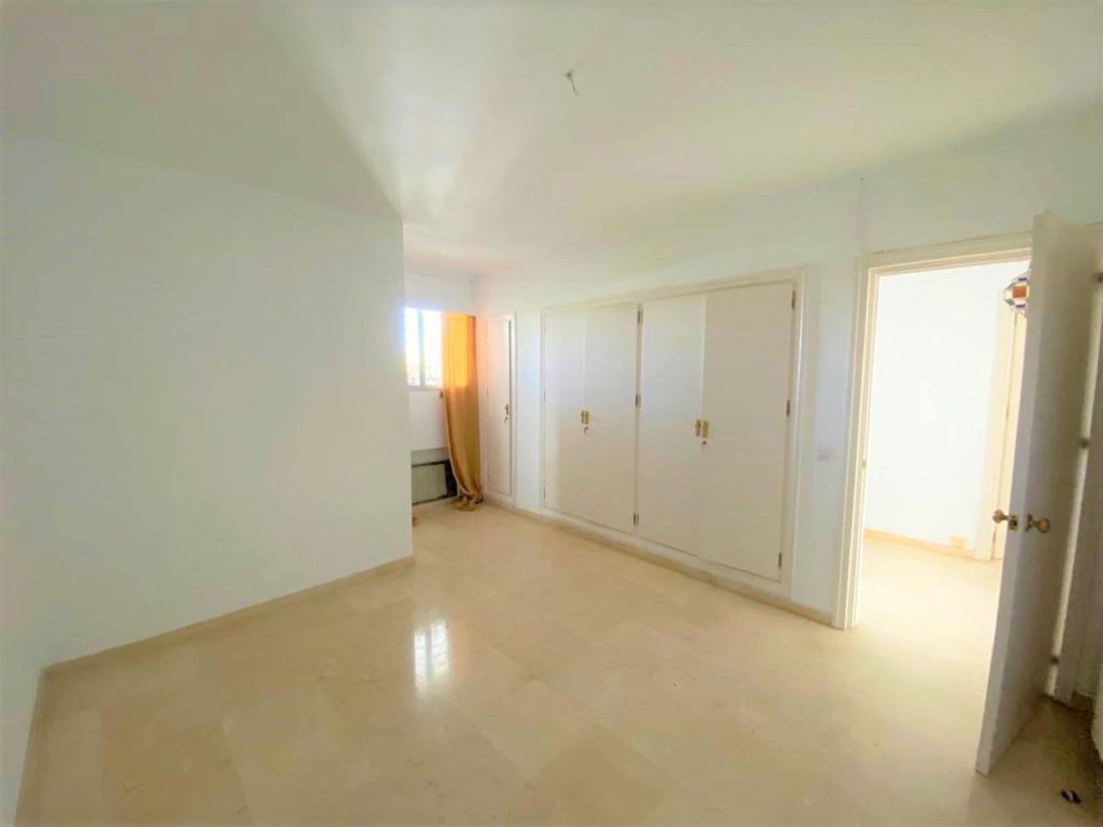 3 chambre Appartement à vendre à Guadalmina avec piscine garage - 640 000 € (Ref: 8514564)