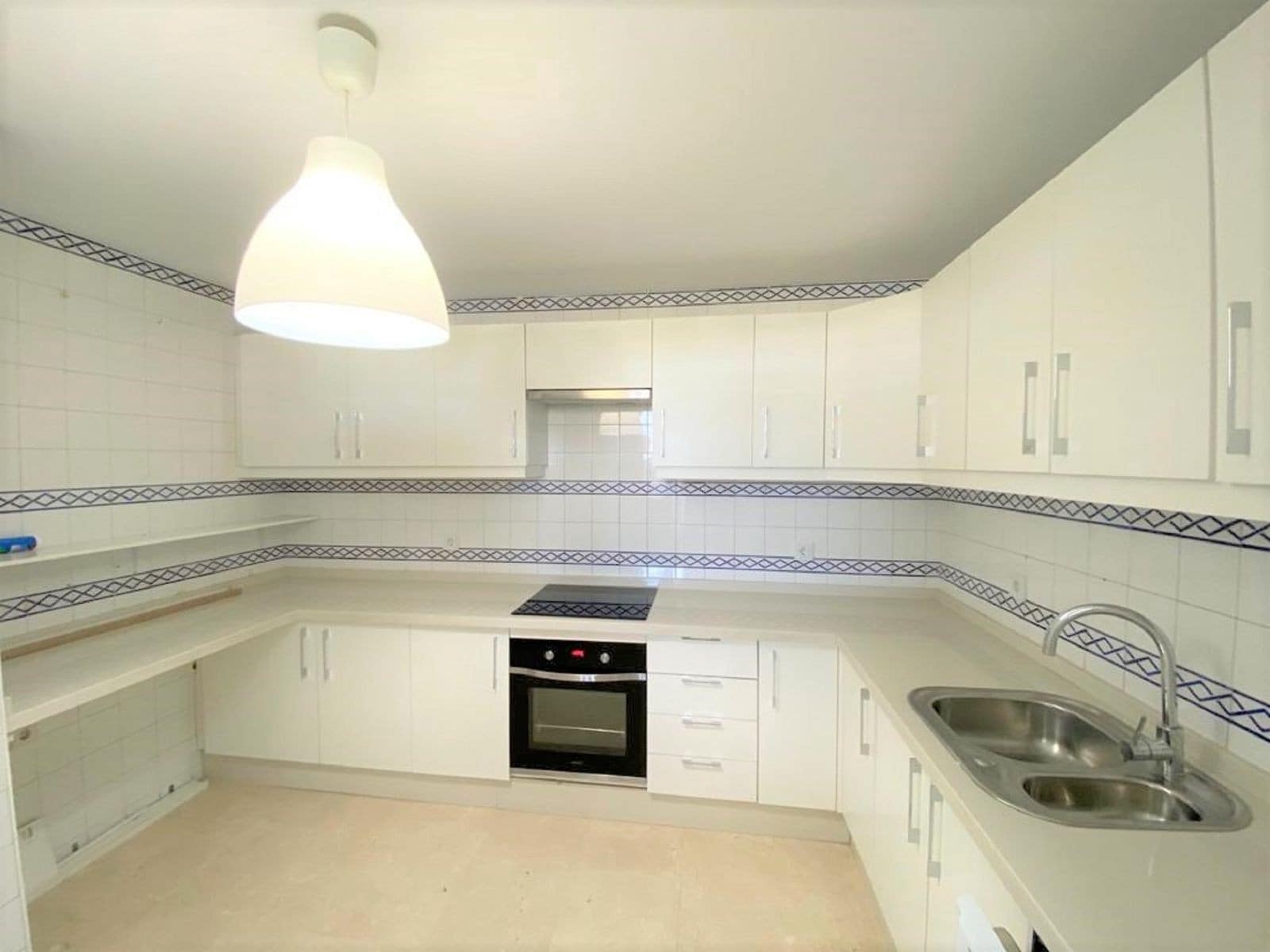 3 chambre Appartement à vendre à Guadalmina avec piscine garage - 640 000 € (Ref: 8514564)