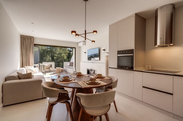 3 Zimmer Apartment zu verkaufen in Los Arqueros - Puerto del Almendro, Benahavís mit Pool - 599.000 € (Ref: 8542291)