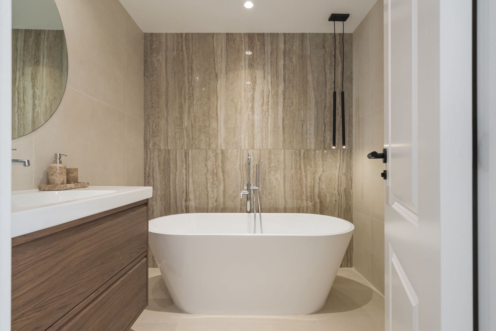 3 Zimmer Apartment zu verkaufen in Benahavis mit Pool - 599.000 € (Ref: 8542291)