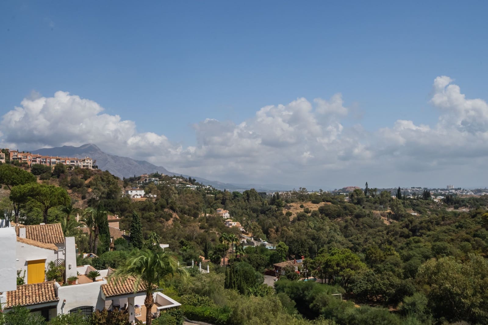 3 Zimmer Apartment zu verkaufen in Benahavis mit Pool - 599.000 € (Ref: 8542291)