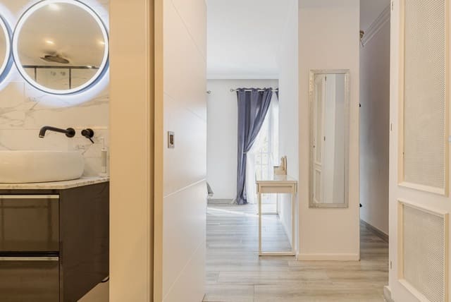 2 soverom Hus til salgs i Nueva Andalucia, Marbella med svømmebasseng garasje - € 595 000 (Ref: 8570431)