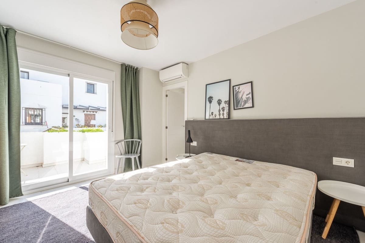 3 sovrum Hus till salu i Nueva Andalucia med pool garage - 644 000 € (Ref: 8574235)