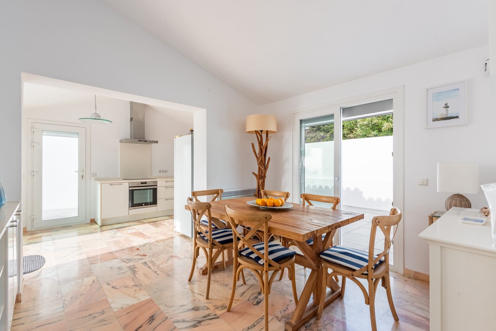 4 bedroom Villa for sale in Estepona with pool garage - € 1,420,000 (Ref: 8576673)