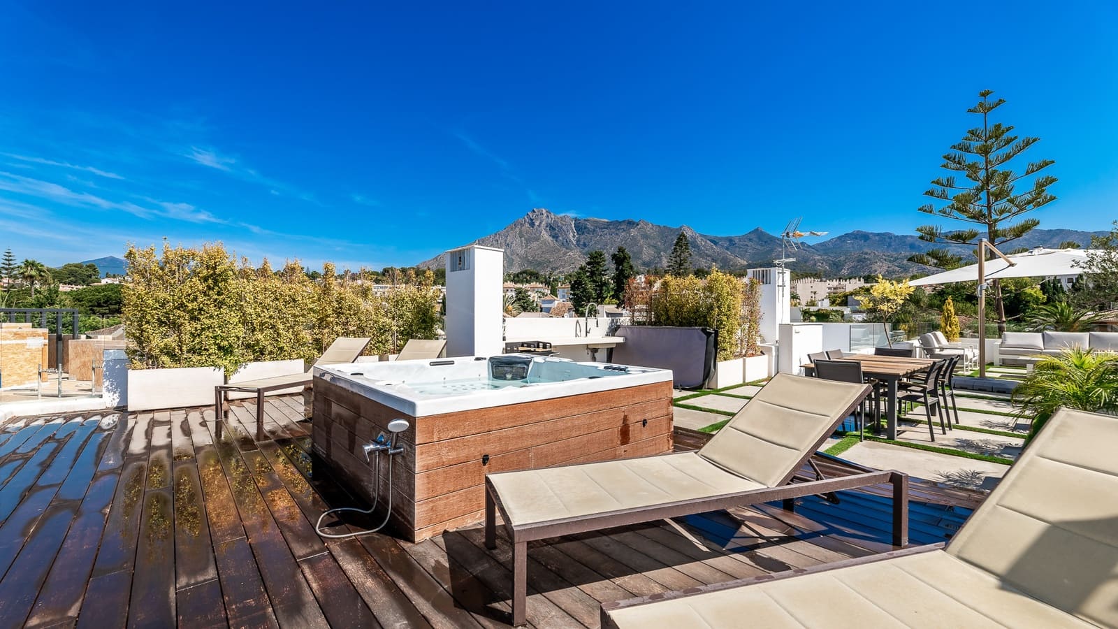 5 sovrum Villa till salu i Marbella med pool garage - 5 850 000 € (Ref: 8615079)