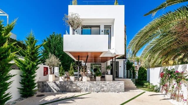 5 sovrum Villa till salu i Marbella med pool garage - 5 850 000 € (Ref: 8615079)