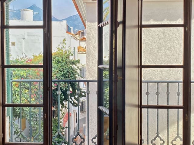 Ático de 3 habitaciones en Marbella en venta - 575.000 € (Ref: 8636393)