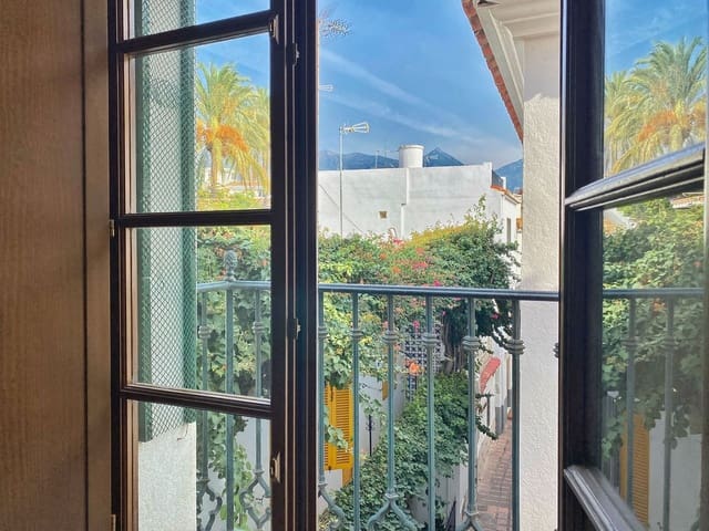 Ático de 3 habitaciones en Marbella en venta - 575.000 € (Ref: 8636393)