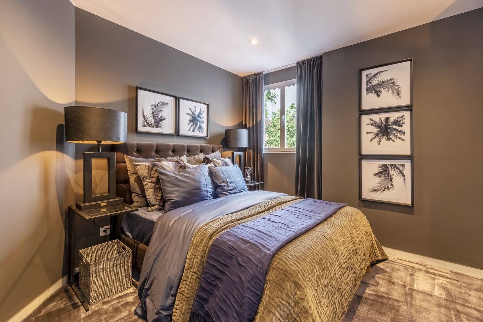 2 bedroom Apartment for sale in Puerto Banus with garage - € 1,200,000 (Ref: 8671809)