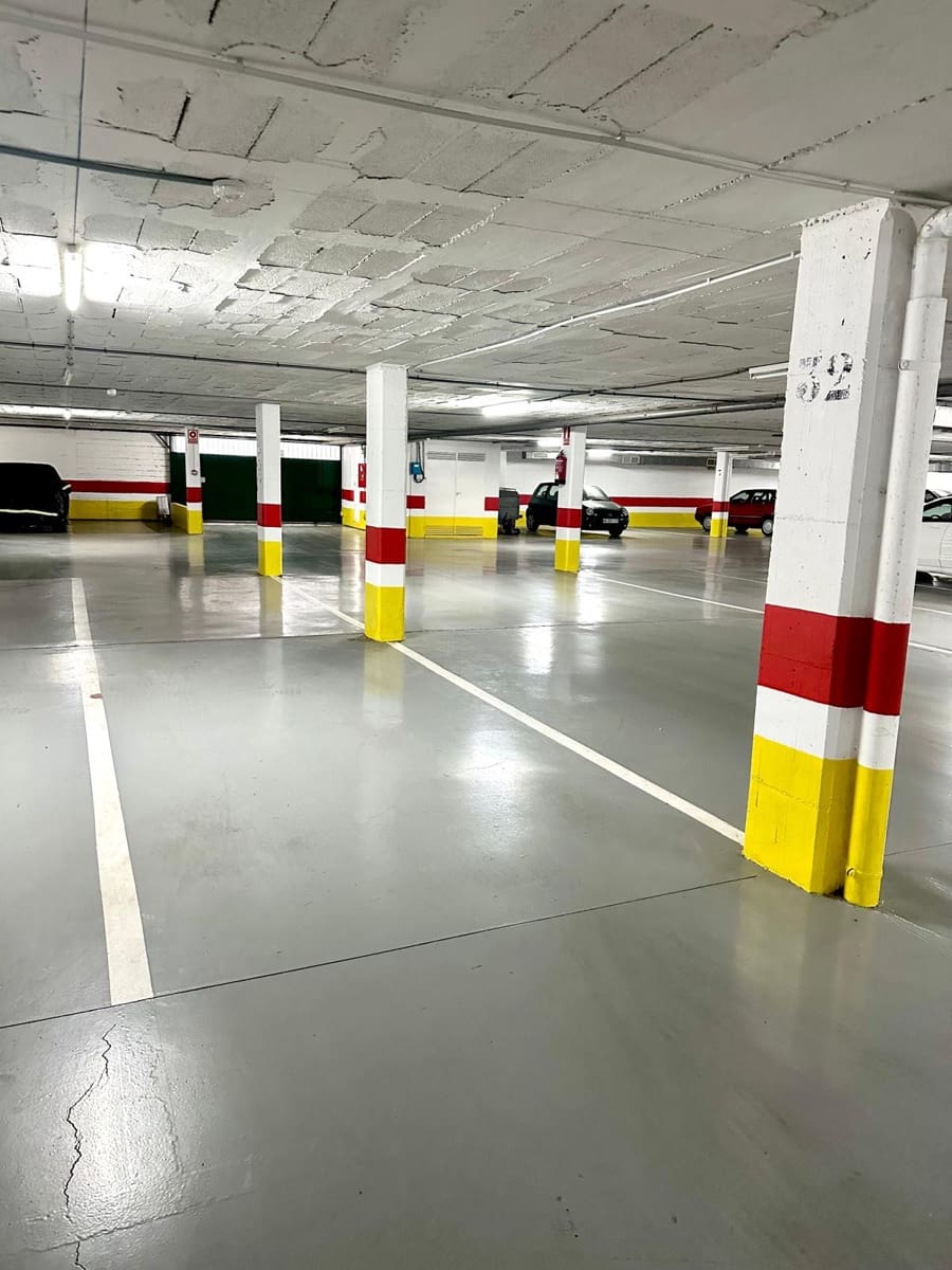 Garage for sale in Marbella - € 20,000 (Ref: 8671810)