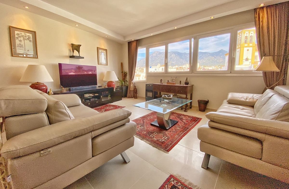 2 Zimmer Penthouse zu verkaufen in Marbella mit Garage - 695.000 € (Ref: 8687499)