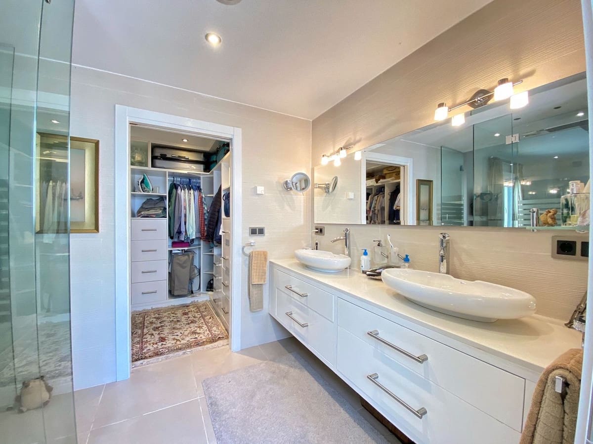 2 Zimmer Penthouse zu verkaufen in Marbella mit Garage - 695.000 € (Ref: 8687499)