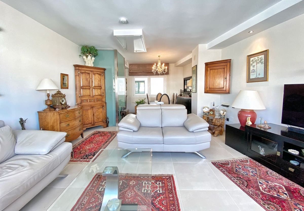 2 Zimmer Penthouse zu verkaufen in Marbella mit Garage - 695.000 € (Ref: 8687499)