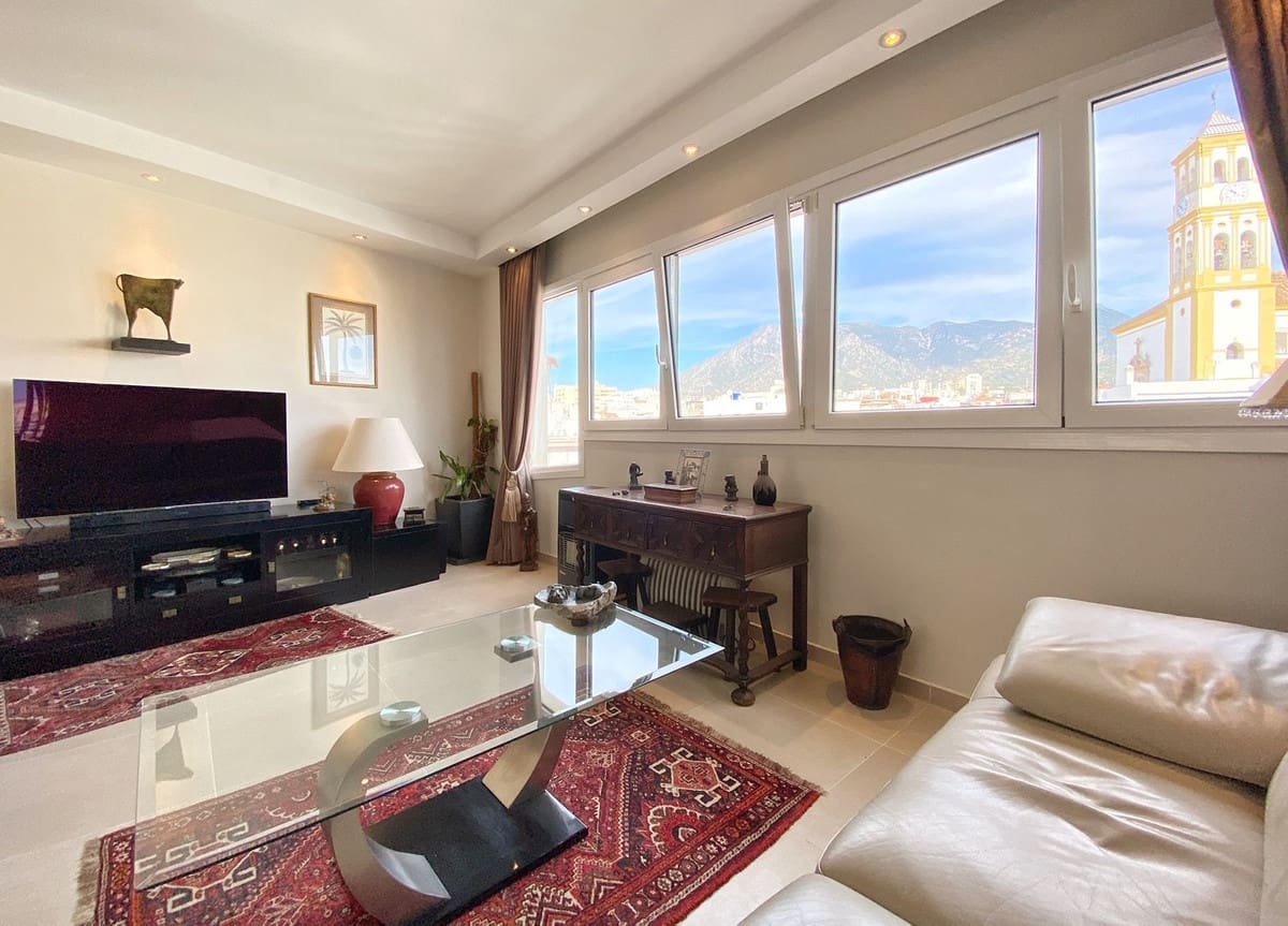 2 Zimmer Penthouse zu verkaufen in Marbella mit Garage - 695.000 € (Ref: 8687499)