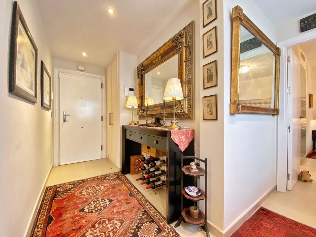 2 Zimmer Penthouse zu verkaufen in Marbella mit Garage - 695.000 € (Ref: 8687499)