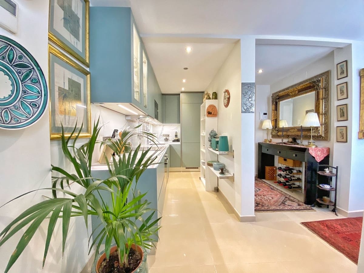 2 Zimmer Penthouse zu verkaufen in Marbella mit Garage - 695.000 € (Ref: 8687499)