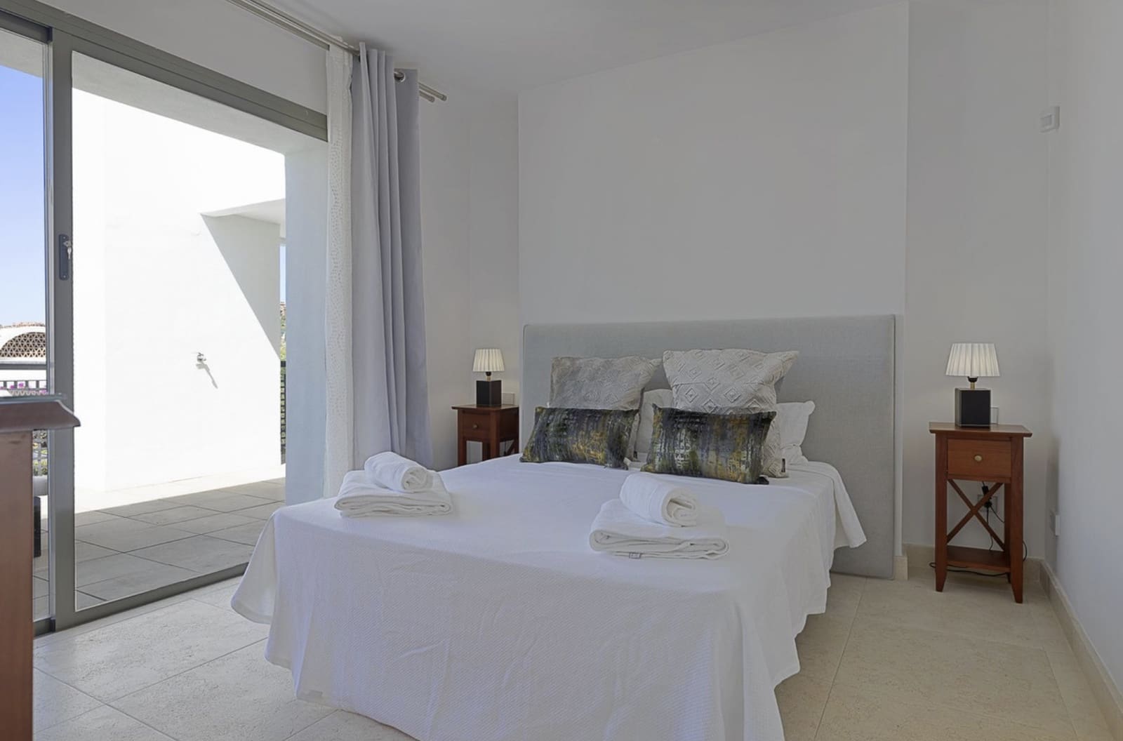 2 slaapkamer Appartement te koop in Benahavis met zwembad garage - € 460.000 (Ref: 8747738)