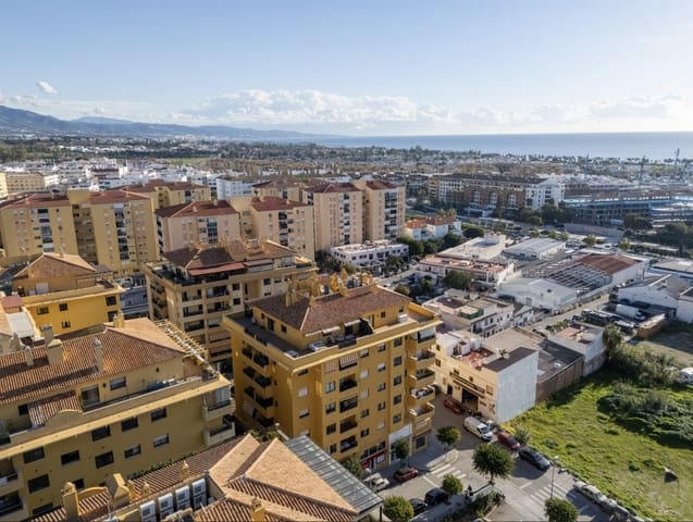 3 sovrum Takvåning till salu i San Pedro de Alcantara, Marbella med pool garage - 699 950 € (Ref: 8757773)