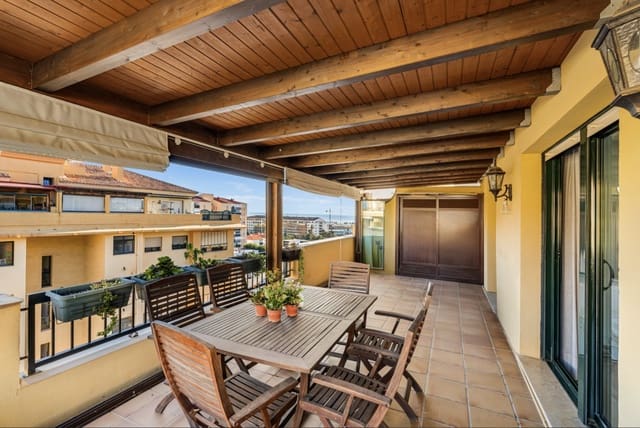 3 sovrum Takvåning till salu i San Pedro de Alcantara, Marbella med pool garage - 699 950 € (Ref: 8757773)