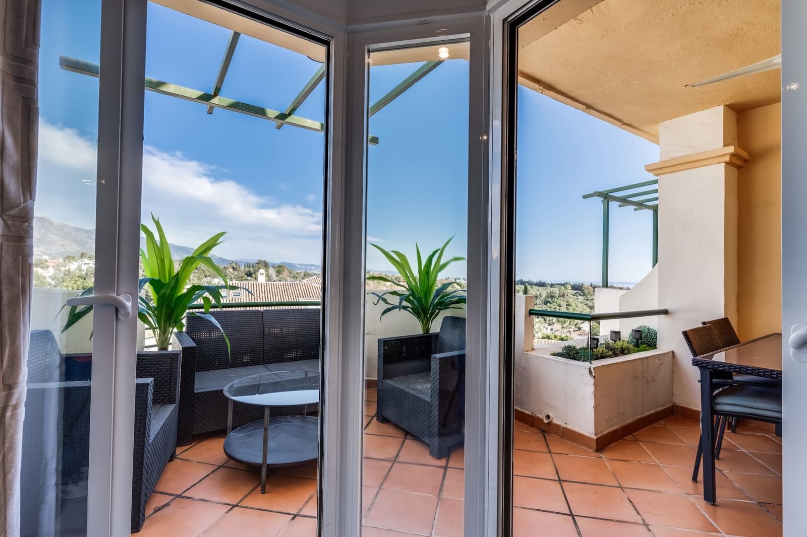 2 soveværelse Lejlighed til salg i Marbella med swimmingpool garage - € 495.000 (Ref: 8757774)