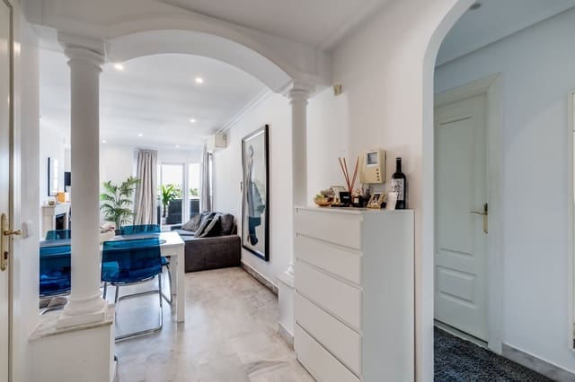 2 soveværelse Lejlighed til salg i Nueva Andalucía Centro, Marbella med swimmingpool garage - € 495.000 (Ref: 8757774)