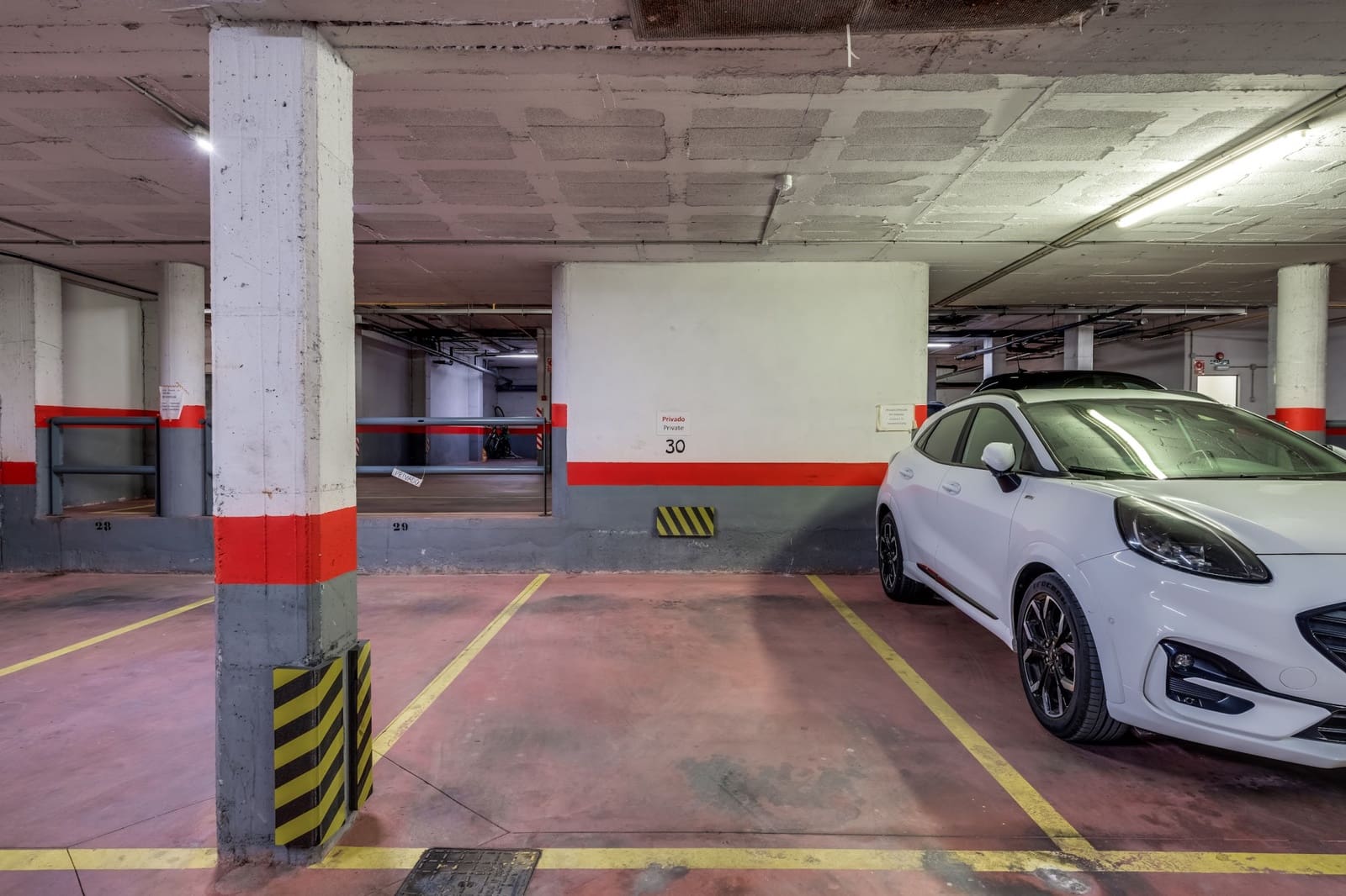 2 soveværelse Lejlighed til salg i Marbella med swimmingpool garage - € 495.000 (Ref: 8757774)