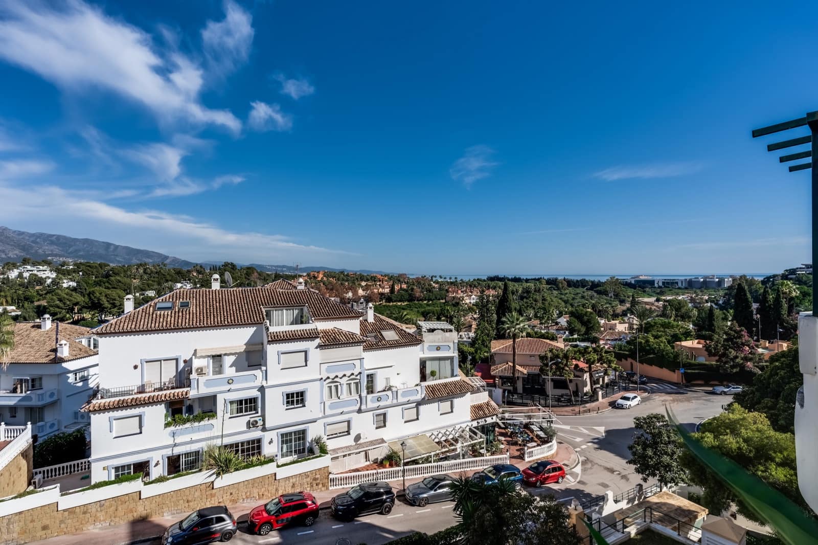 2 soveværelse Lejlighed til salg i Marbella med swimmingpool garage - € 495.000 (Ref: 8757774)
