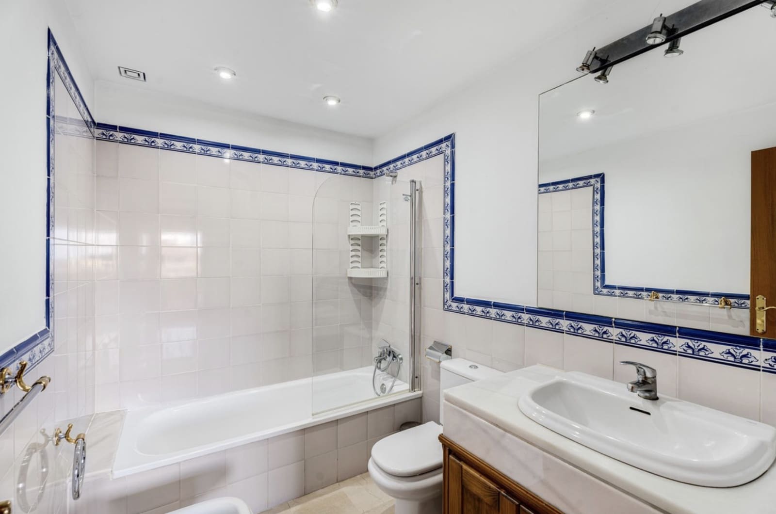 3 slaapkamer Penthouse te koop in San Pedro de Alcantara met zwembad garage - € 690.000 (Ref: 8759837)
