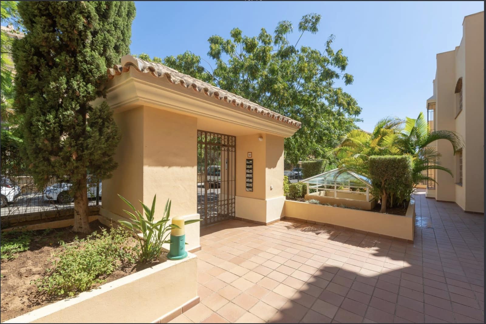 Ático de 4 habitaciones en Marbella en venta con piscina garaje - 1.530.000 € (Ref: 8773299)