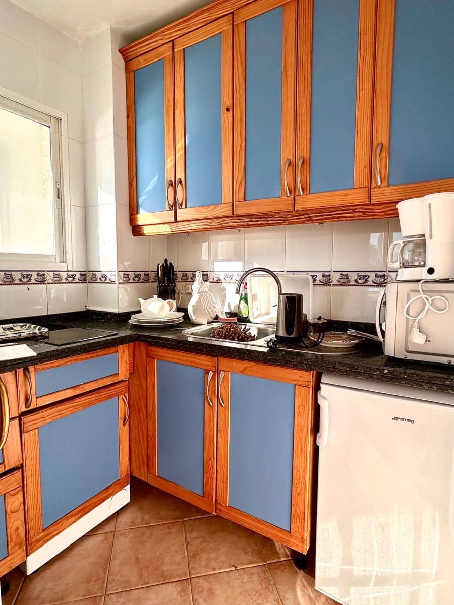 Studio te koop in Marbella met zwembad - € 649.000 (Ref: 8783641)