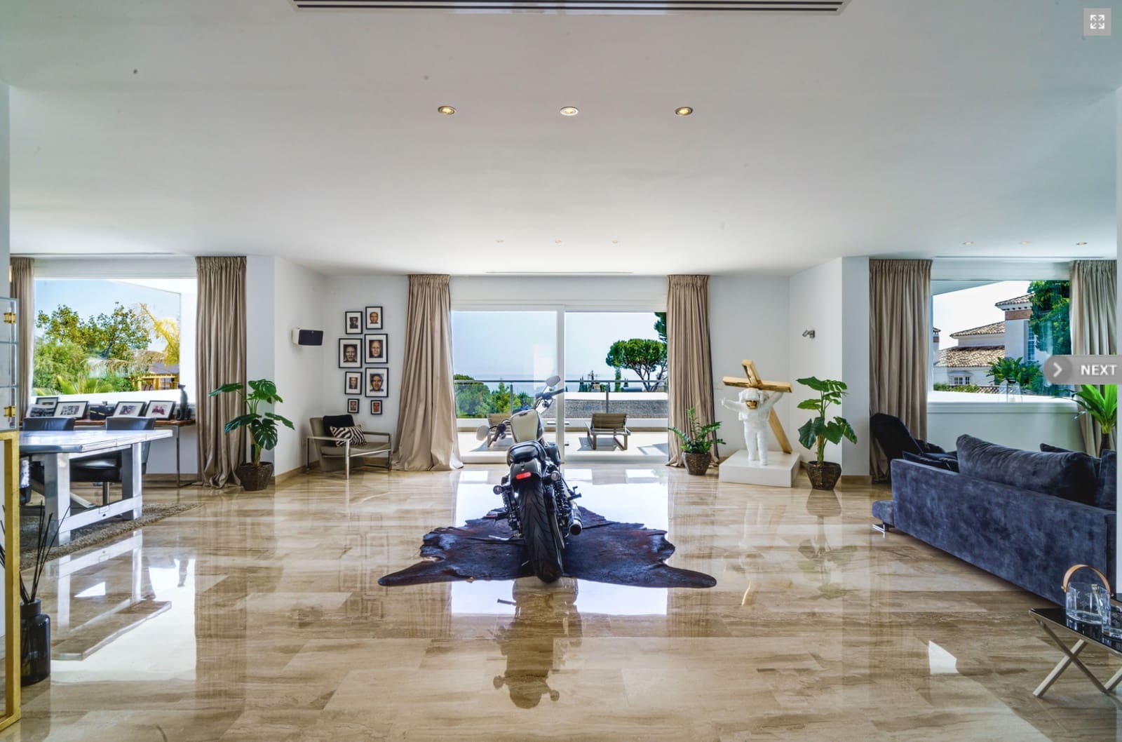 5 sypialnia Willa na sprzedaż w Marbella z basenem garażem - 2 285 000 € (Ref: 8783642)