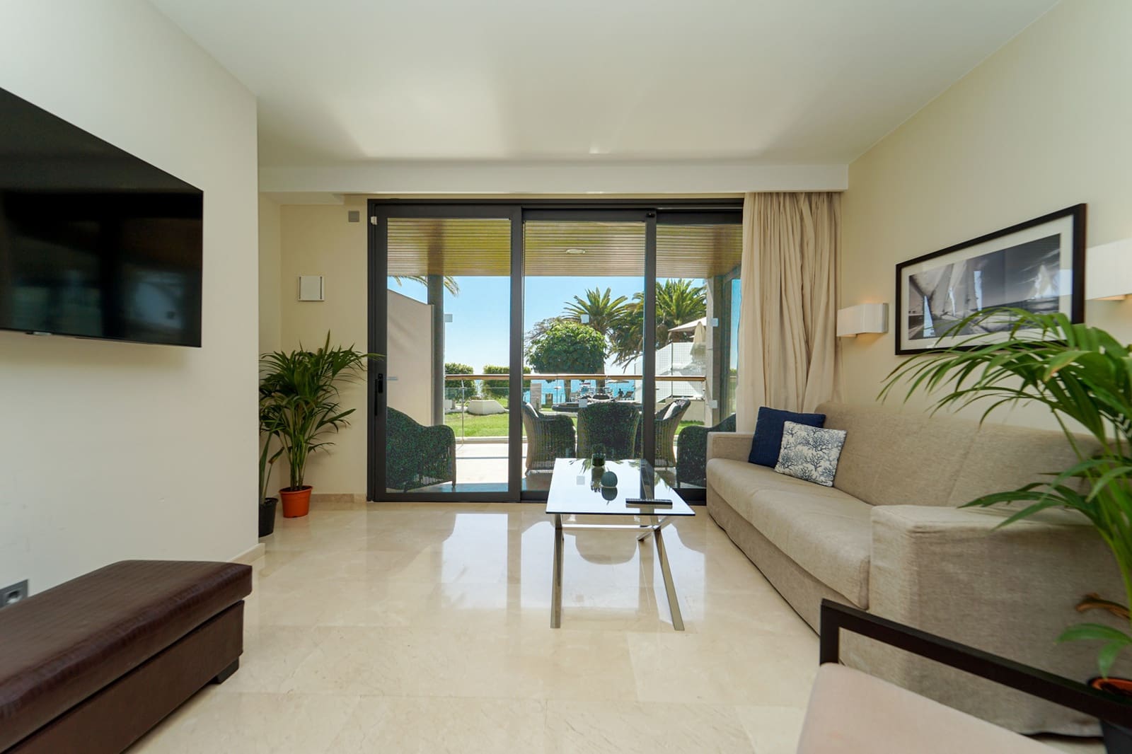 1 bedroom Apartment for sale in Arguineguin with pool garage - € 640,000 (Ref: 8824950)