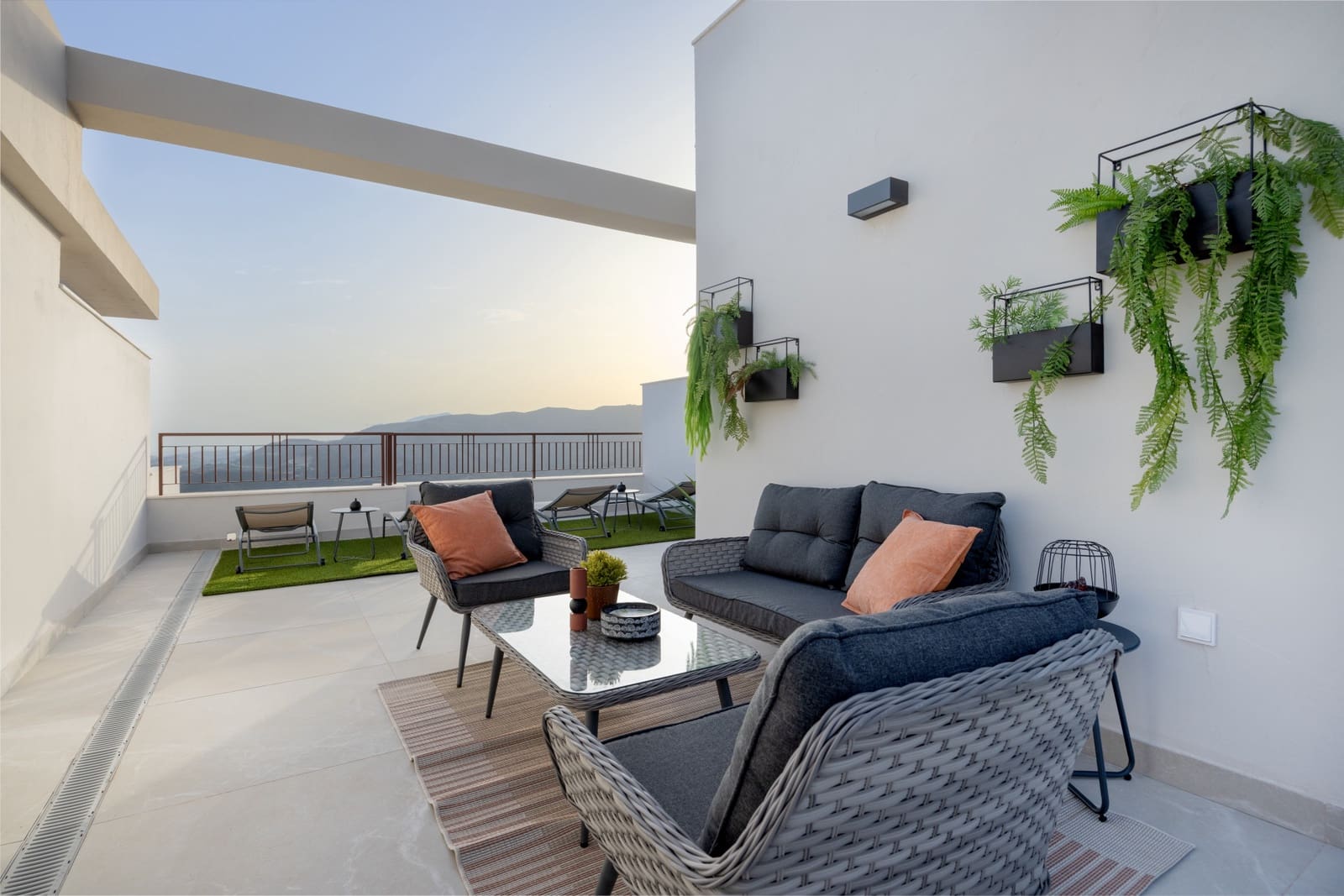 3 bedroom Townhouse for sale in Istan with pool garage - € 620,000 (Ref: 8869479)