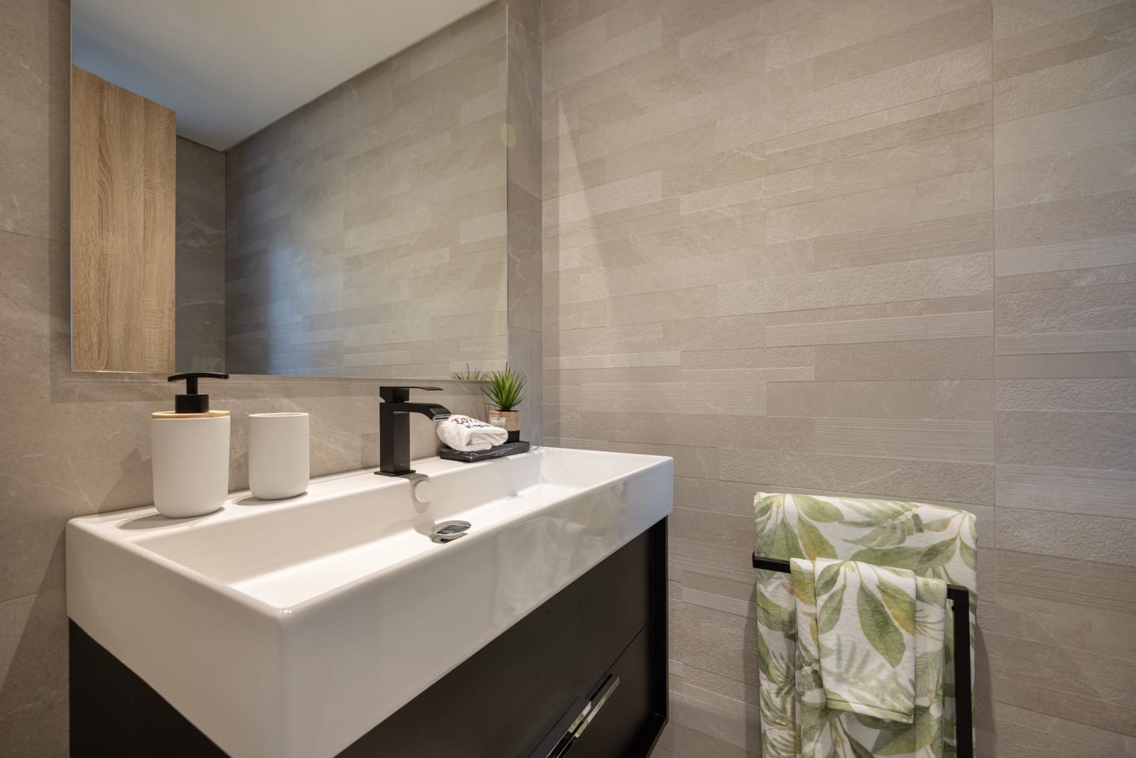 3 bedroom Townhouse for sale in Istan with pool garage - € 620,000 (Ref: 8869479)