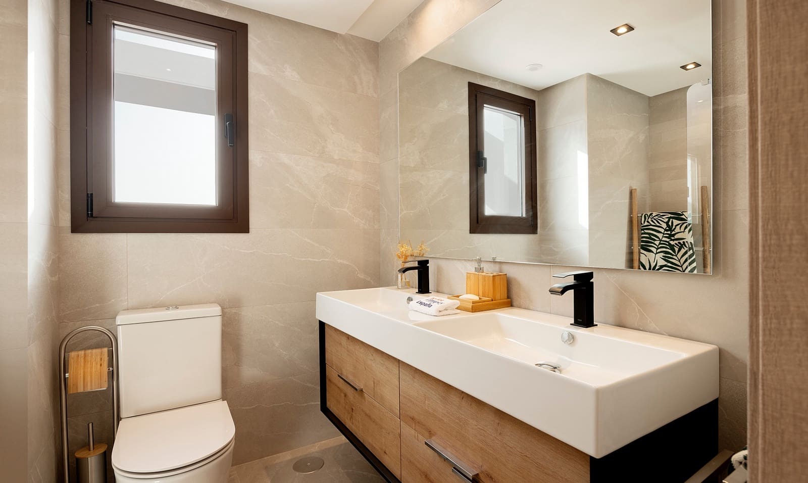 3 bedroom Townhouse for sale in Istan with pool garage - € 620,000 (Ref: 8869479)