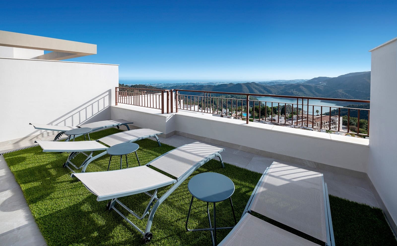 3 bedroom Townhouse for sale in Istan with pool garage - € 620,000 (Ref: 8869479)