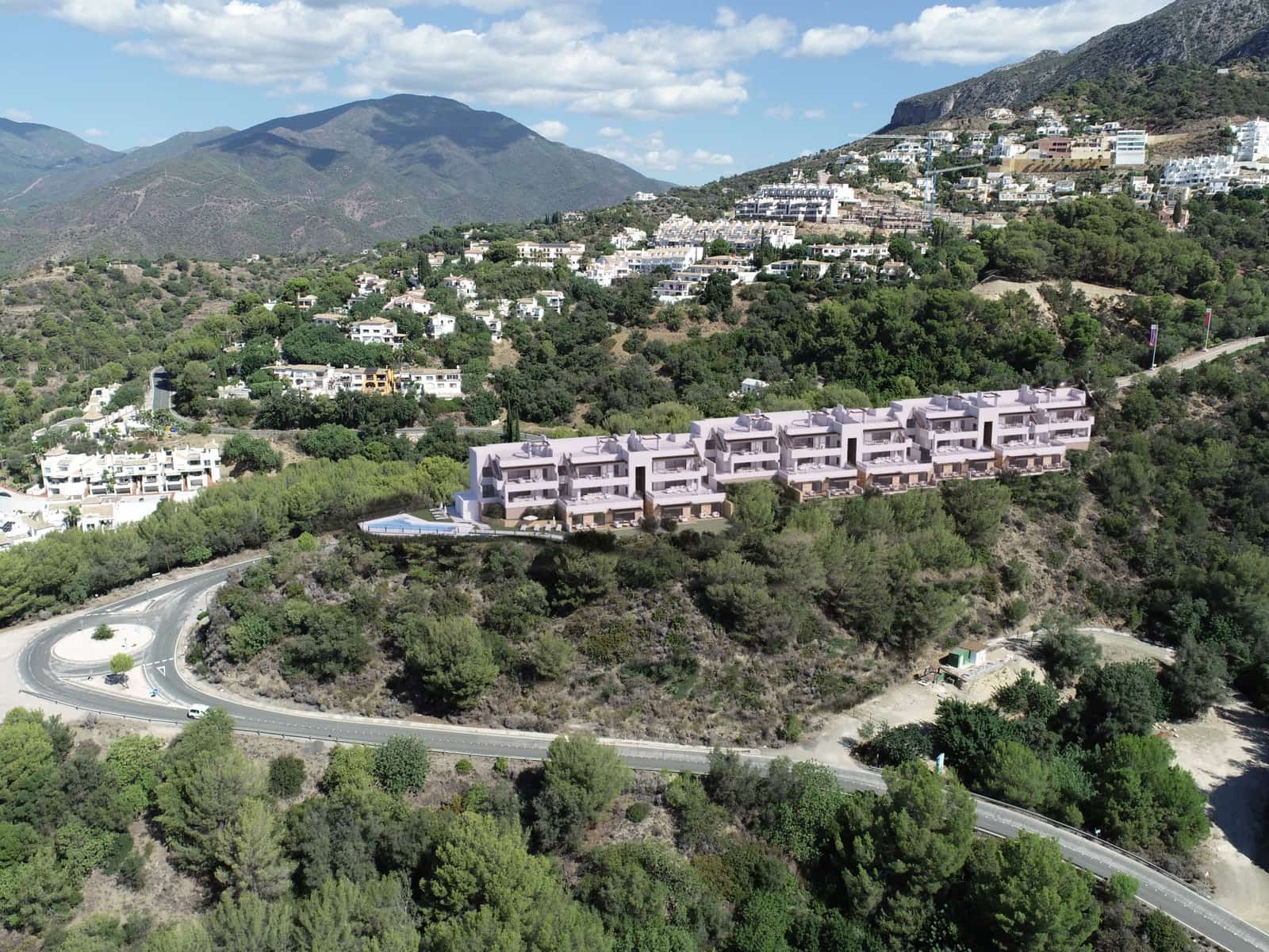 3 bedroom Penthouse for sale in Istan with pool garage - € 600,000 (Ref: 8869481)