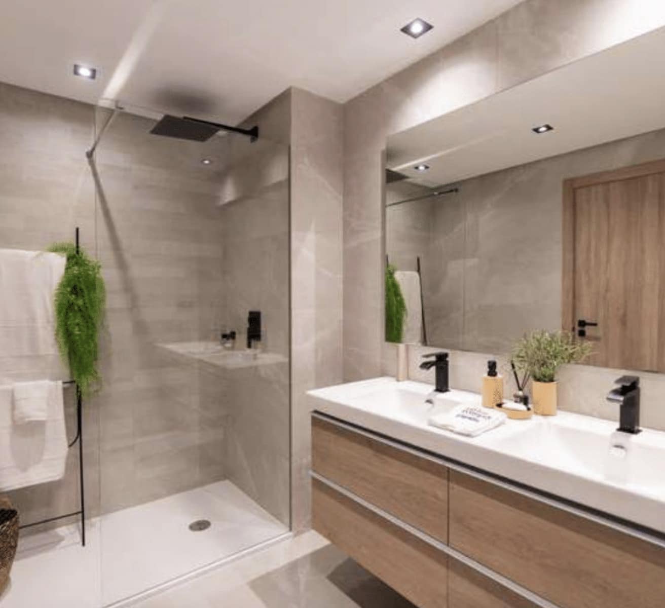 Apartamento de 3 habitaciones en Istán en venta con piscina garaje - 495.000 € (Ref: 8869482)