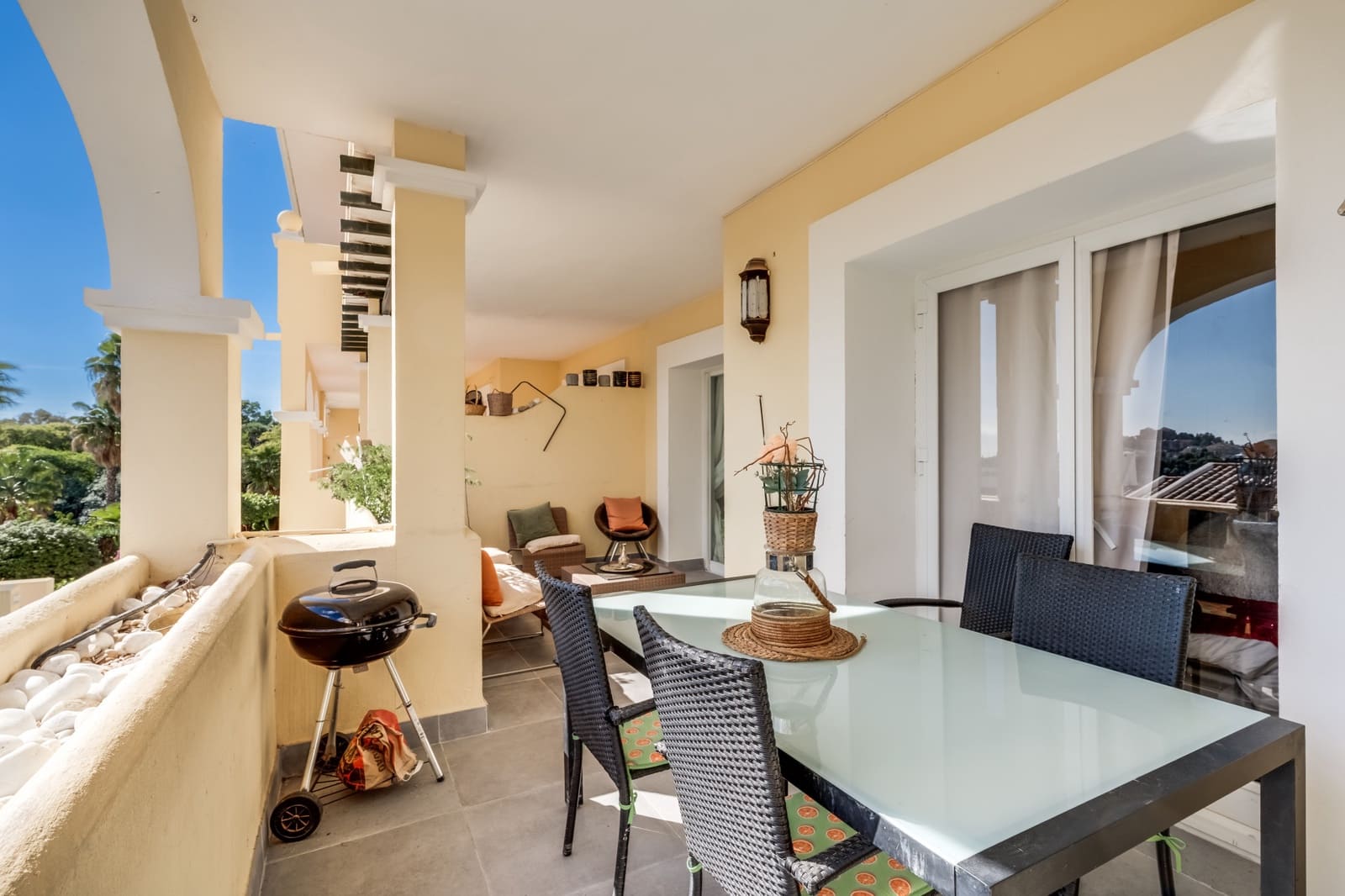 3 quarto Apartamento para venda em La Quinta com piscina - 490 000 € (Ref: 8880084)