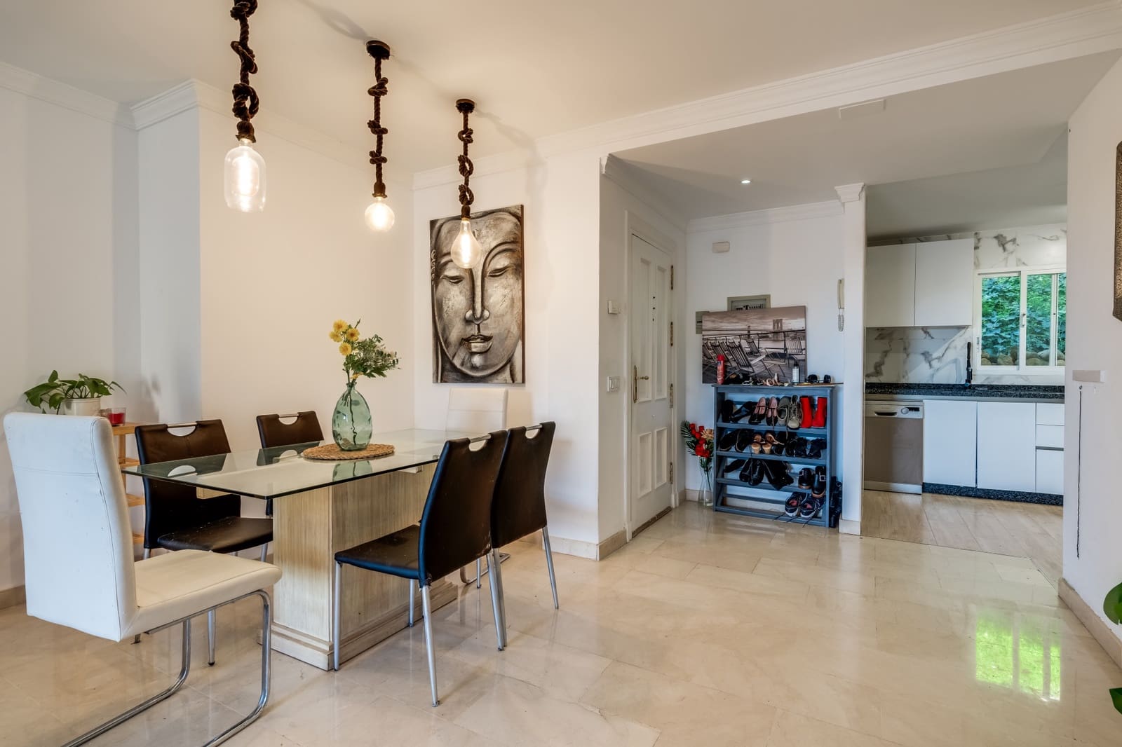 3 quarto Apartamento para venda em La Quinta com piscina - 490 000 € (Ref: 8880084)