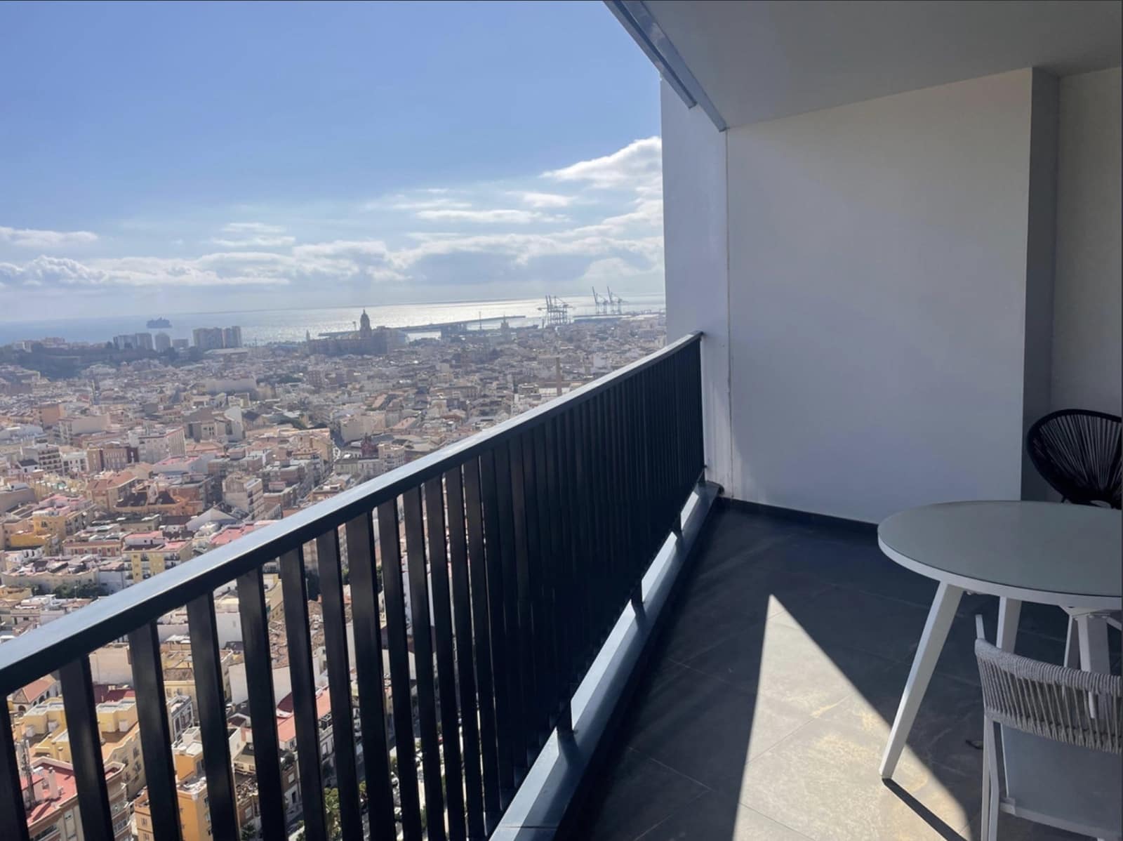 3 sovrum Lägenhet till salu i Malaga stad med pool garage - 1 100 000 € (Ref: 8884261)