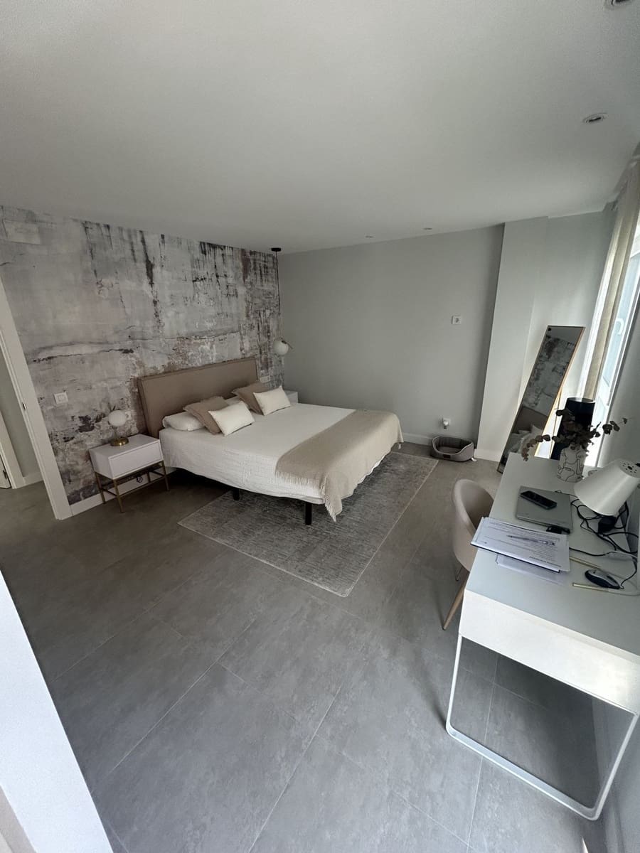 3 bedroom Apartment for sale in Marbella with pool garage - € 650,000 (Ref: 8884262)