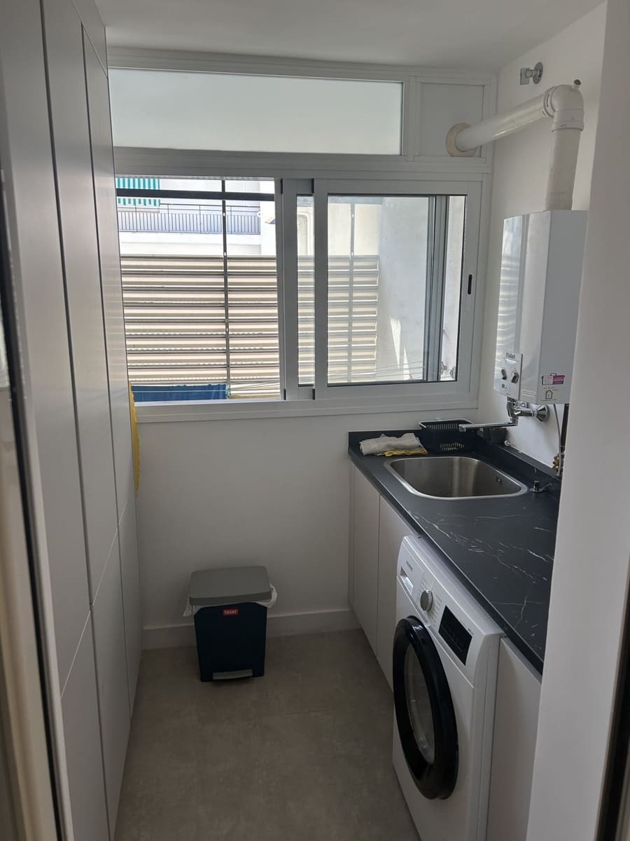 3 bedroom Apartment for sale in Marbella with pool garage - € 650,000 (Ref: 8884262)