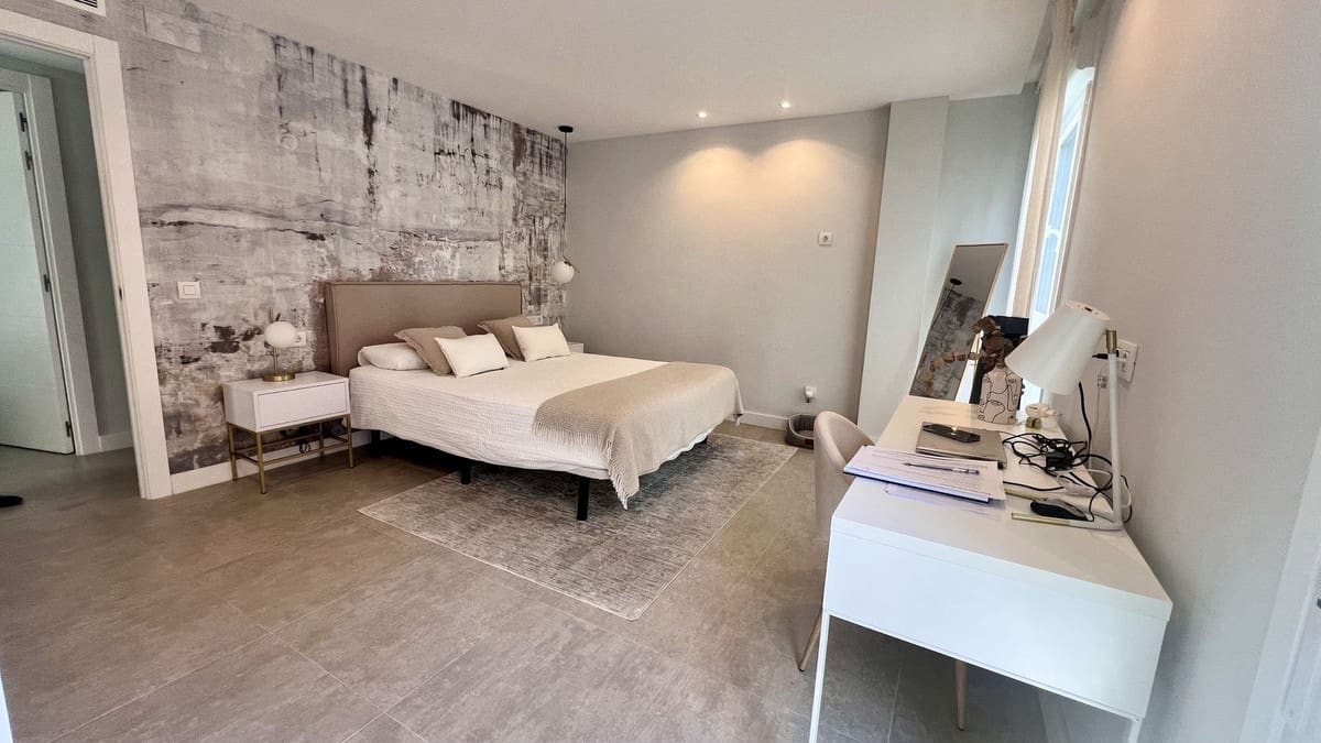 3 bedroom Apartment for sale in Marbella with pool garage - € 650,000 (Ref: 8884262)