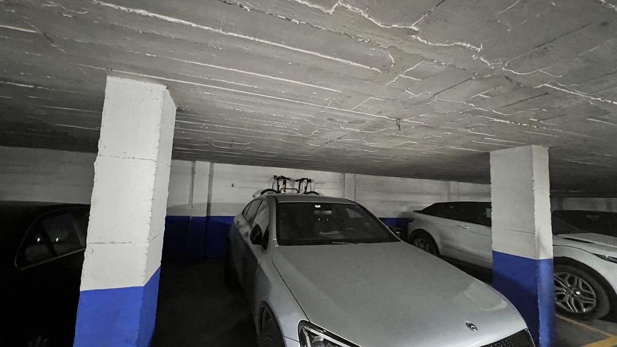 3 bedroom Apartment for sale in Marbella with pool garage - € 650,000 (Ref: 8884262)