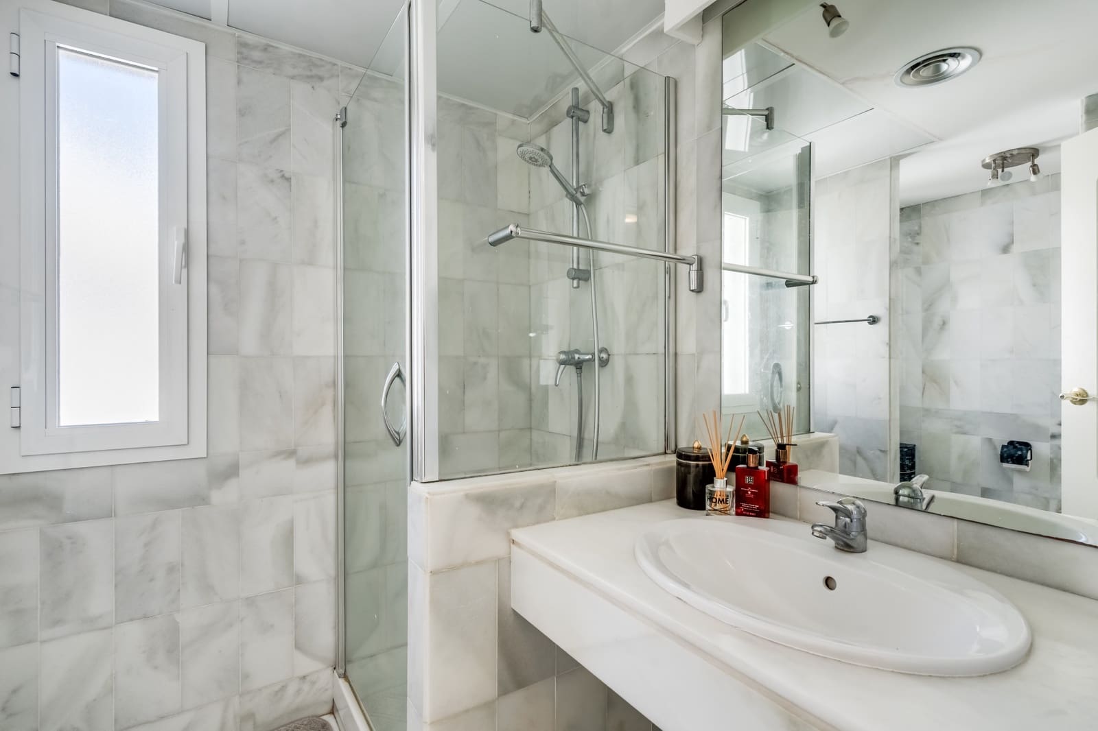 3 camera da letto Attico in vendita in Marbella con piscina - 650.000 € (Rif: 8894661)